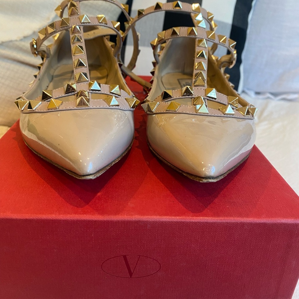 Studded Beige Women's Shoes - image 3